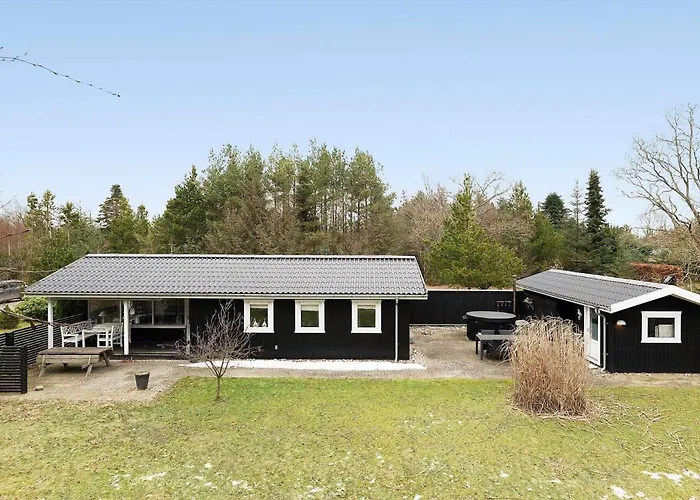 Ha410-hals-kongeparken-7 Holiday home